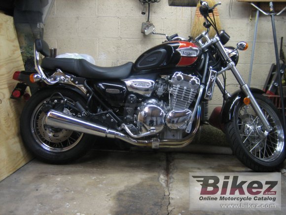 2000 Triumph Adventurer photo